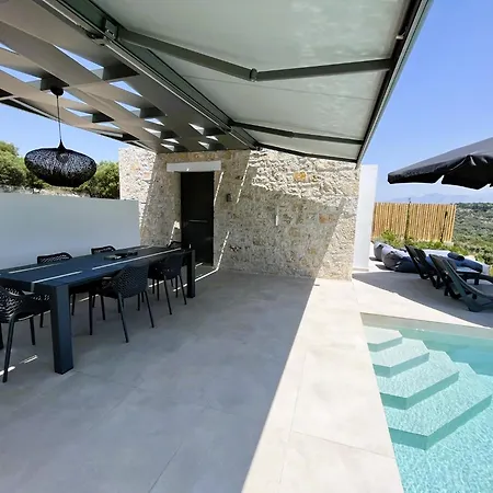 Mesogi Villas, Brand New Modern, Stylish Villas, Private Pool, Seaviews فيلة *